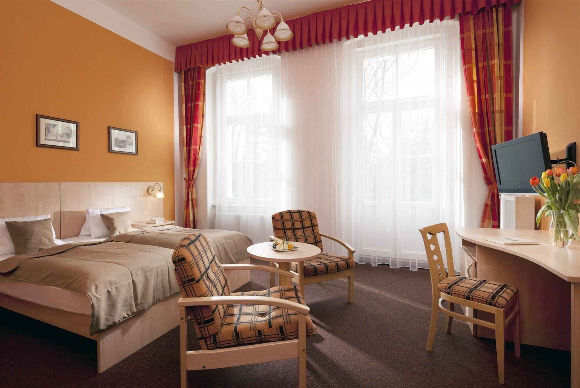 Hotel Metropol Františkovy Lázně Exterior foto